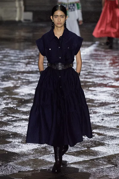 Look 59